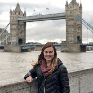 Meet your Posher, Erin